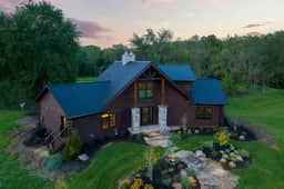 The Cabin at Big Creek - Image 5